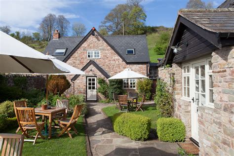 tudor style farmhouse|tudor farmhouse gloucestershire.